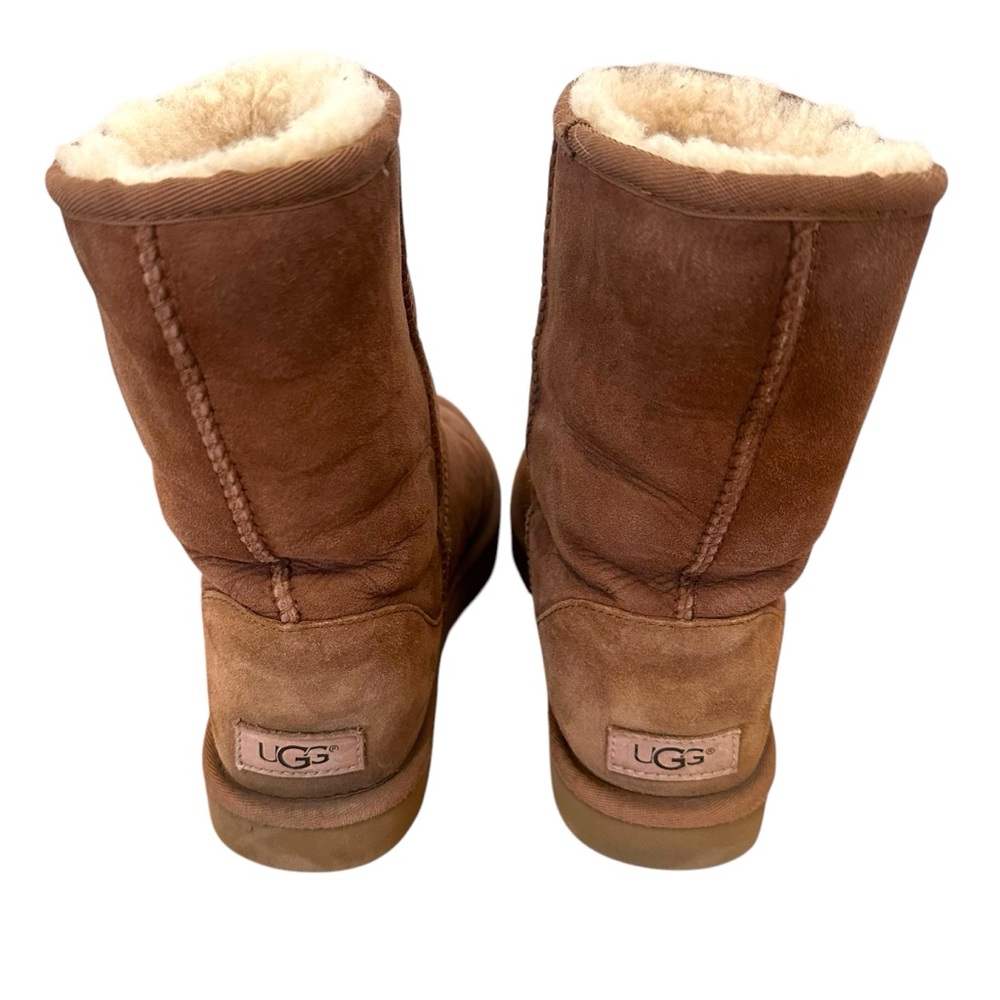 UGG Women's Classic Short II Tan Size 9 - Picture 3 of 7